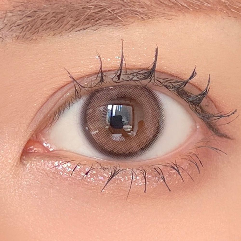エバーカラーワンデー ナチュラル モイストレーベル UV（EverColor1day Natural MOIST LABEL UV） ローズミューズ 着用イメージ