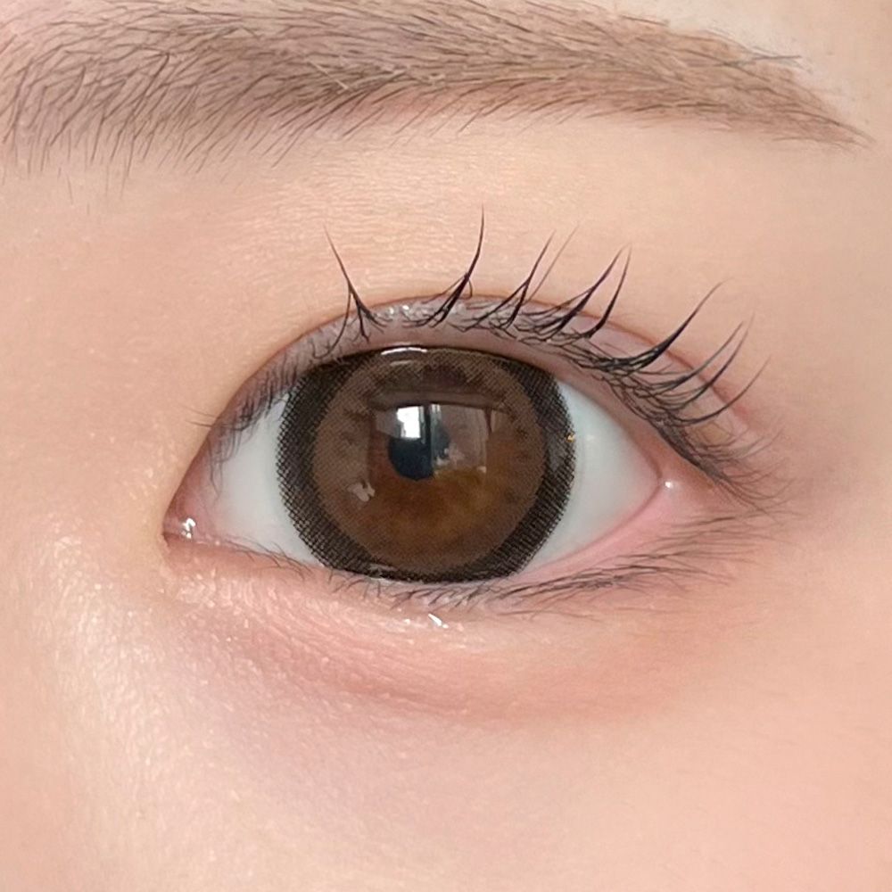 ハニードロップス シリコーン ハイドロゲル／シリコン（HONEY DROPS silicone hydrogel） セピア【着色直径14.8mm】 着用イメージ