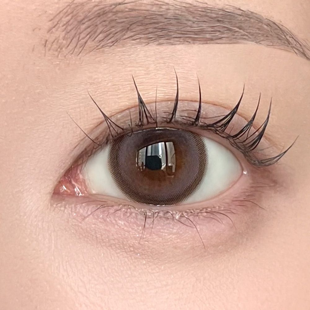 アイクローゼット シリコーン ハイドロゲル／シリコン（eye closet SILICONE HYDROGEL） ペアモーブ 着用イメージ