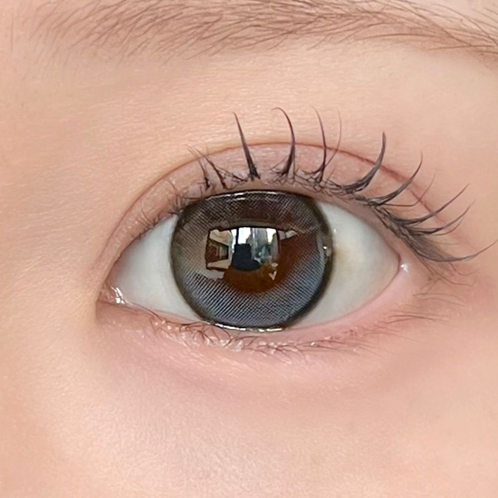 ミフェ シリコーン ハイドロゲル／シリコン（Mifee silicone hydrogel） シャルムブルー 着用イメージ