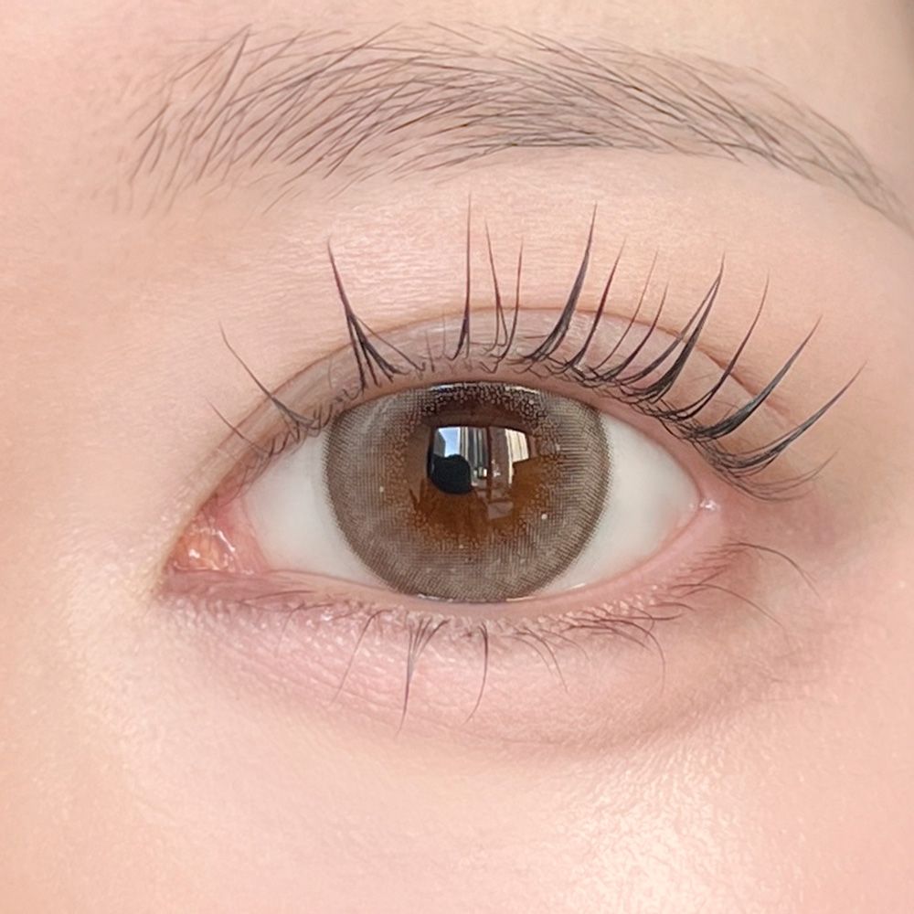 リリートラップ シリコーン ハイドロゲル／シリコン（Lily Trap silicone hydrogel） リスキーアッシュ 着用イメージ